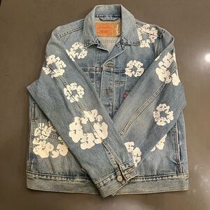 Denim Tears Medium Levi’s Jean Trucker Jacket Light Wash 100% Authentic